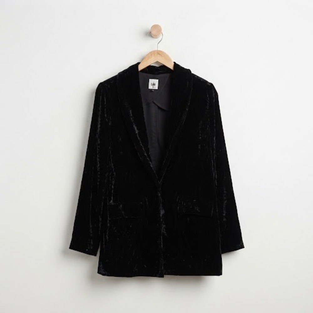 Cabi Black Crushed Velvet Evening Blazer Size M Old Money Minimalist Luxe Witchy